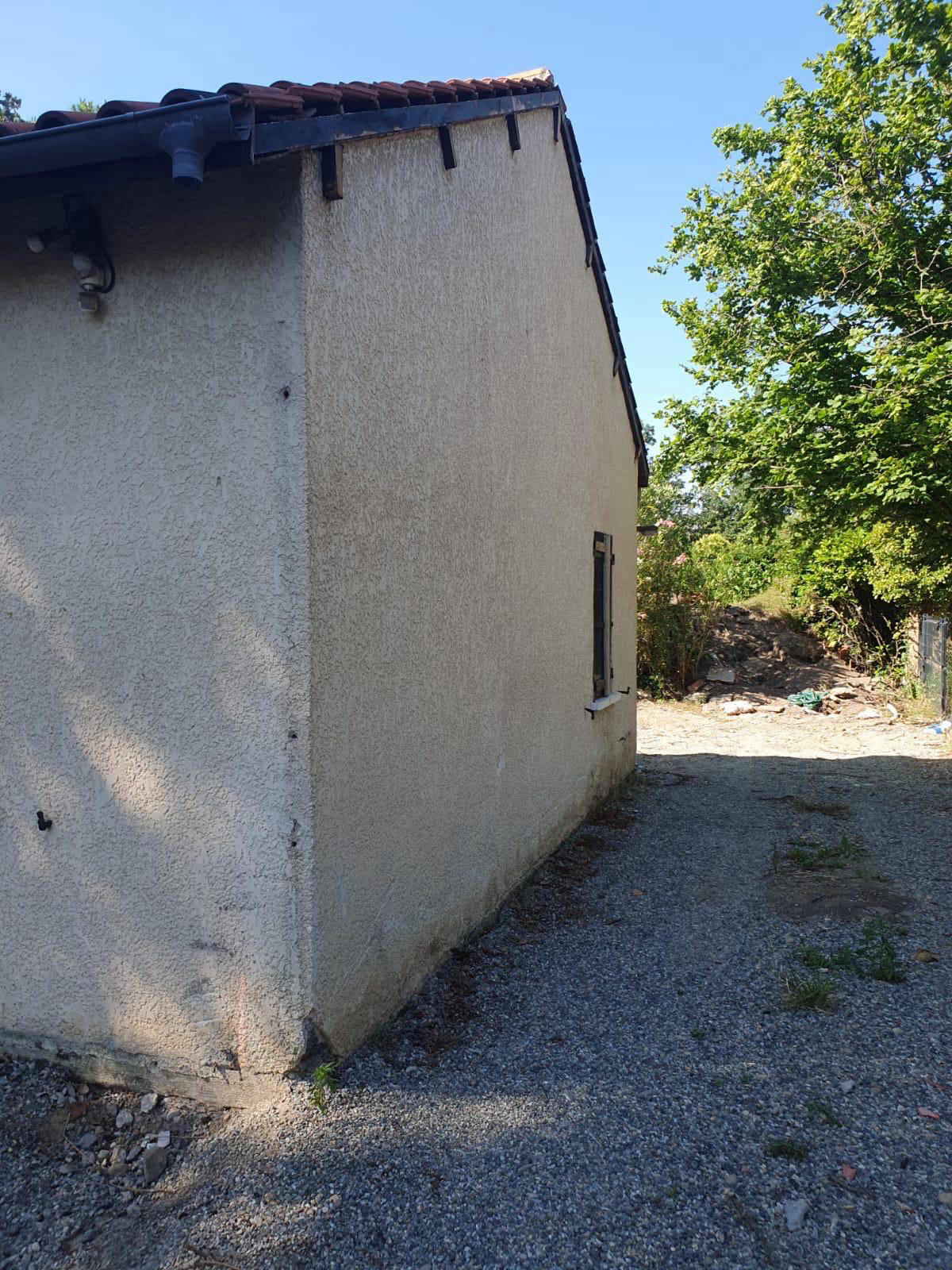 Pignon avant travaux — isolation thermique par l'extérieur à Toulouse (31000)