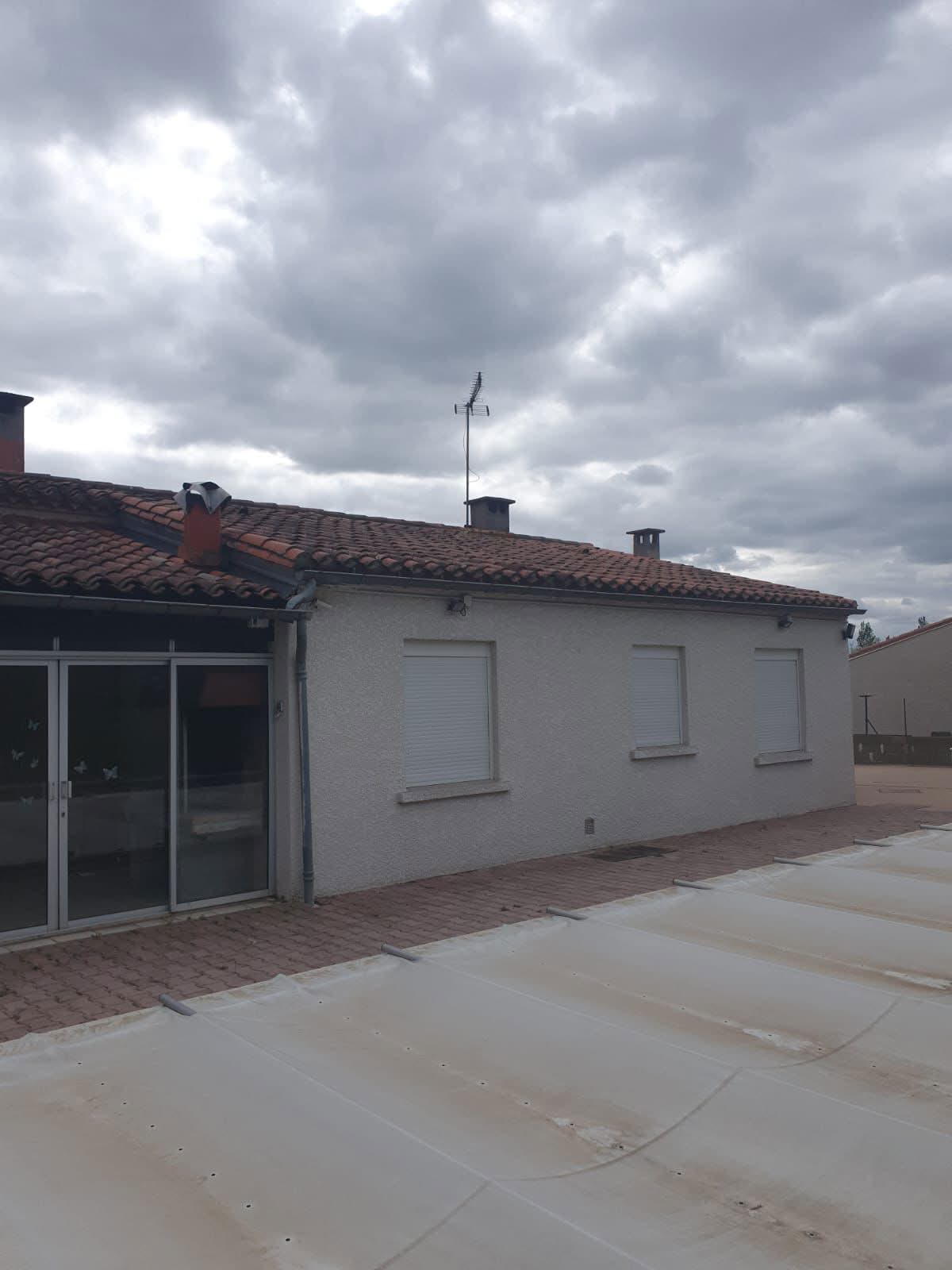 Chantier ITE façade Pezens Aude – Histoire d'Isolation